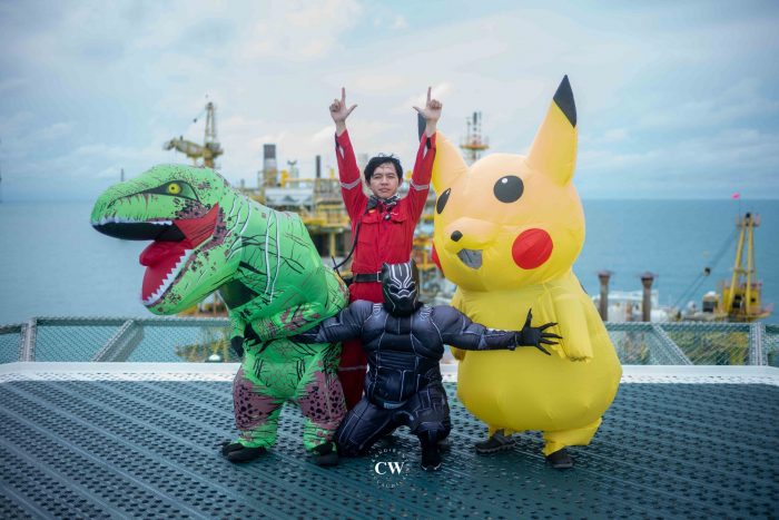 Offshore Christmas 2020 (ft. Pikachu, T-Rex & Black Panther)